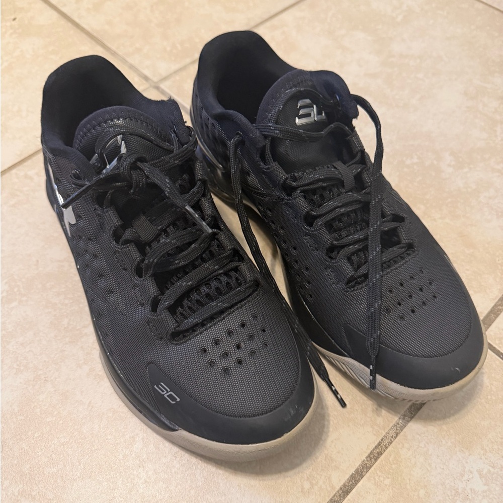 Men's Black Athletic Shoes (Stephan curry)